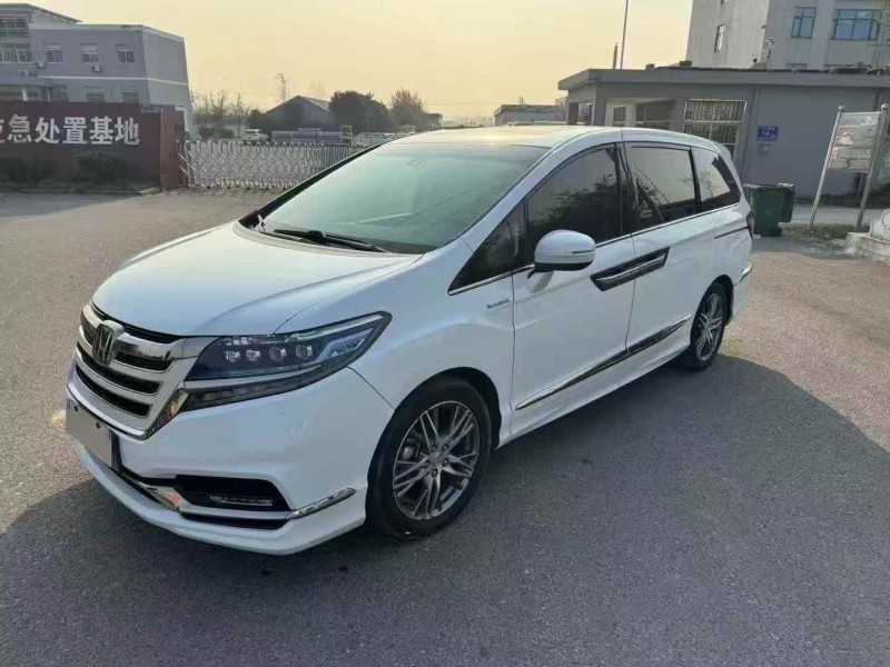 徐州21年本田艾力绅3