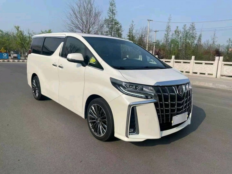 徐州17年丰田埃尔法5