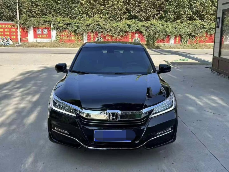保定17年本田雅阁1