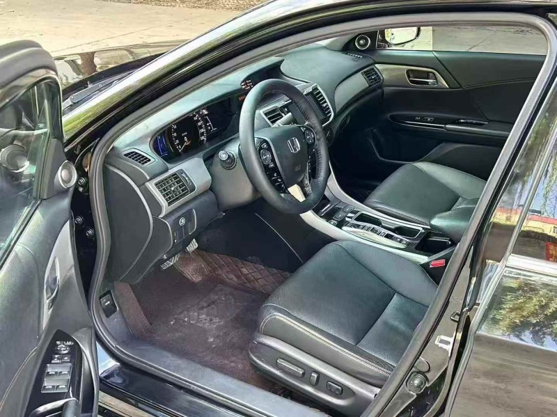 保定17年本田雅阁5