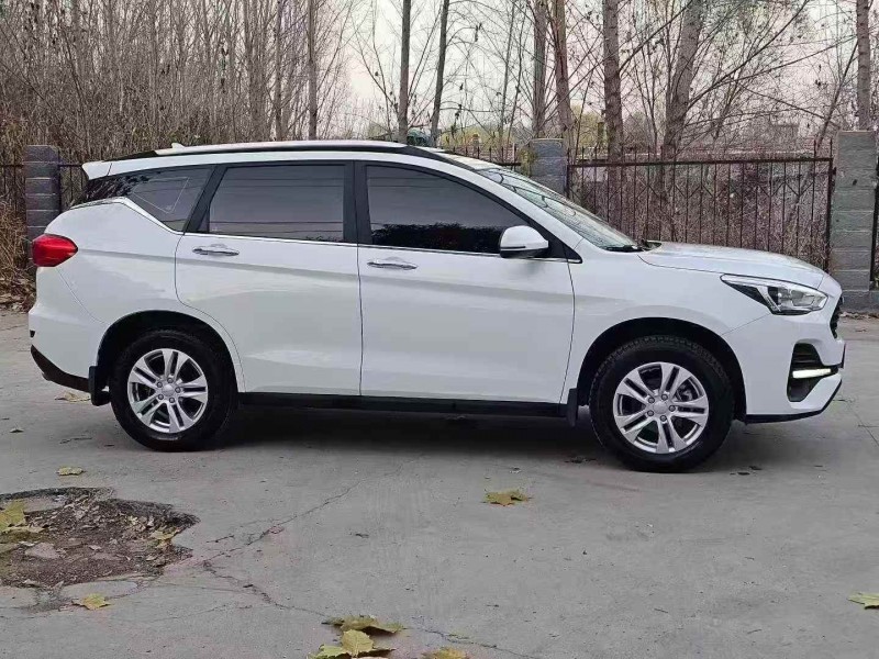 济宁21年哈弗M62