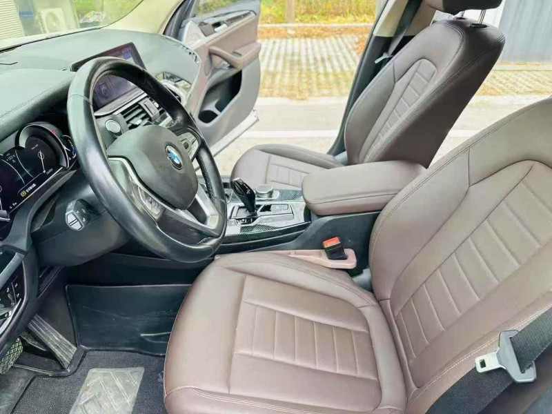 青岛19年宝马X35