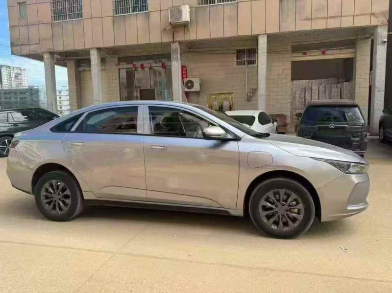 桂林24年吉利几何3