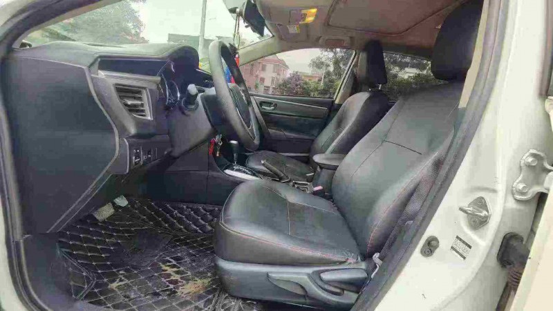 茂名16年丰田雷凌5