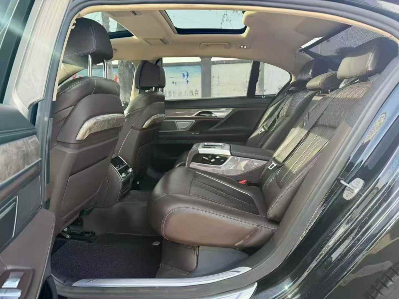 秦皇岛20年宝马7系4