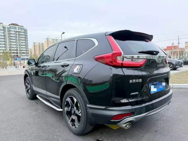 呼和浩特17年本田CRV3