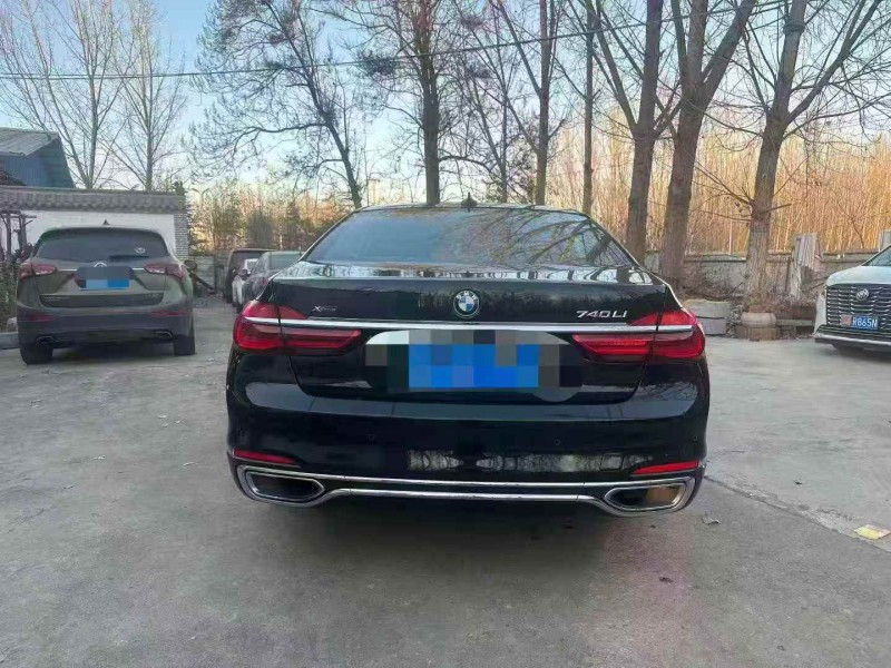 青岛17年宝马7系9