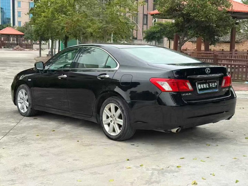 茂名07年雷克萨斯ES8