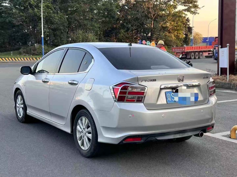 茂名13年本田锋范8