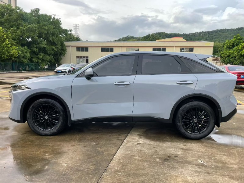 中山24年启辰大V3