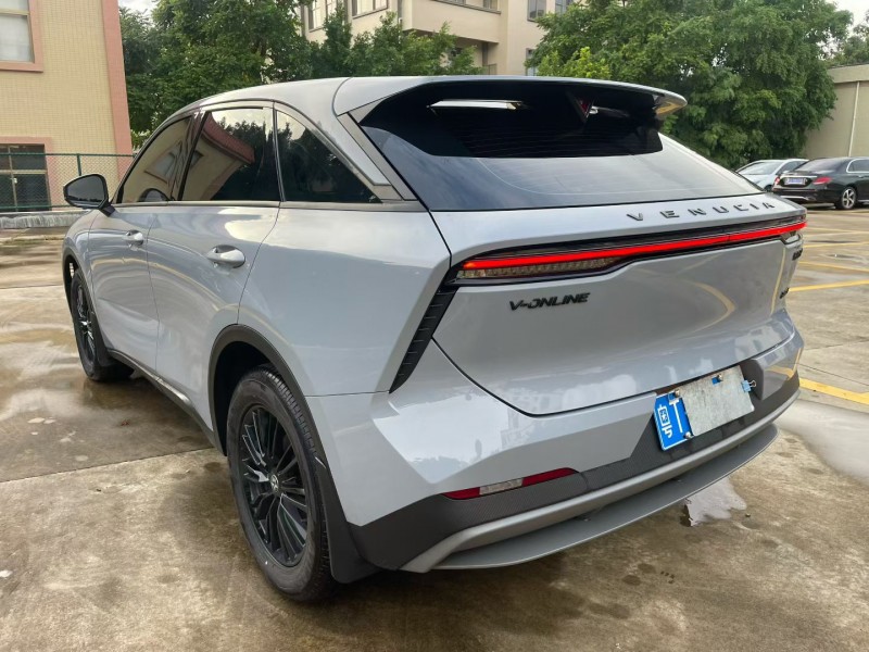 中山24年启辰大V5