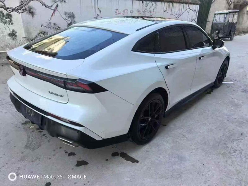 淮南24年长安汽车UNI7