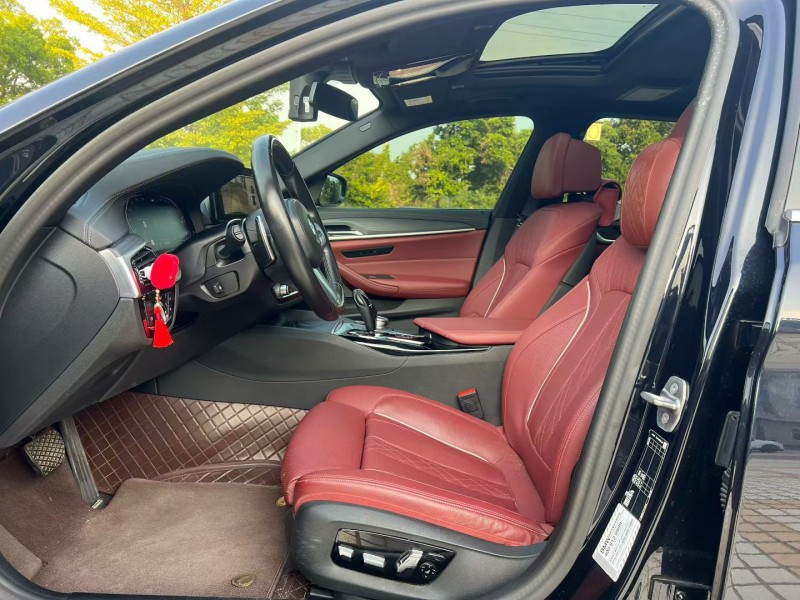 汕头23年宝马5系4