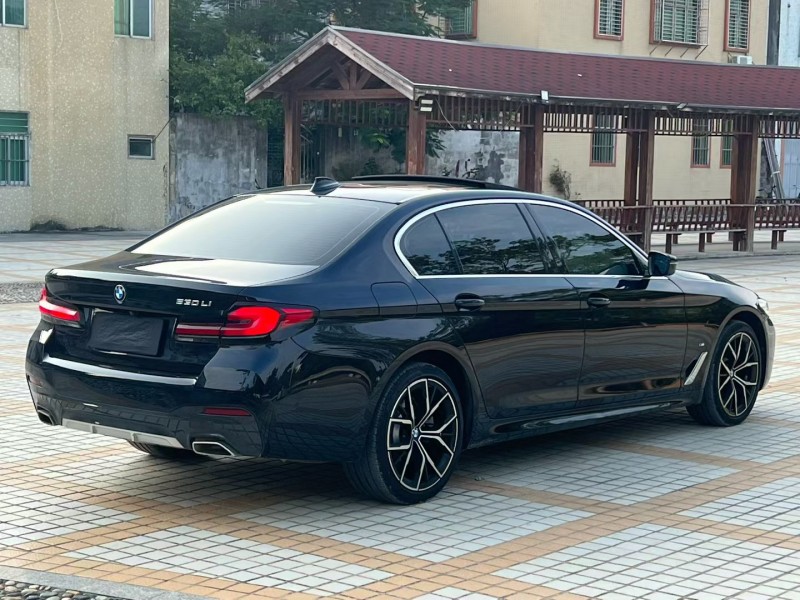 汕头23年宝马5系8