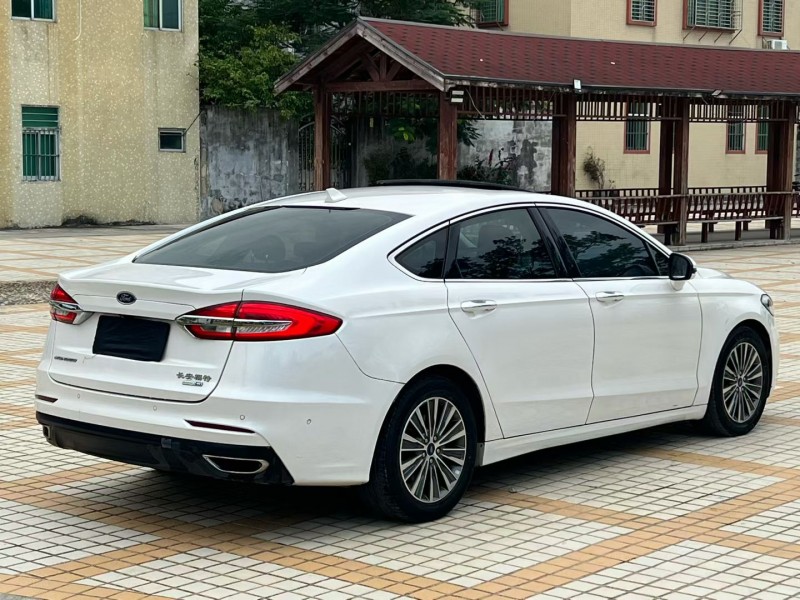 汕头19年福特蒙迪欧8