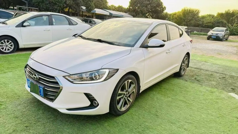 广州16年现代领动9