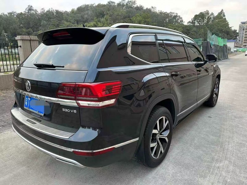 江门17年大众途昂8