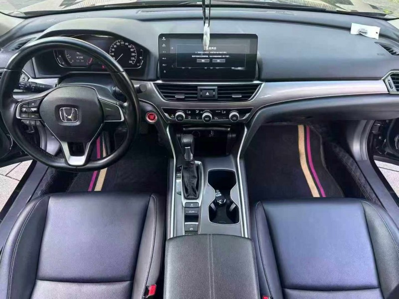 佛山22年本田雅阁5