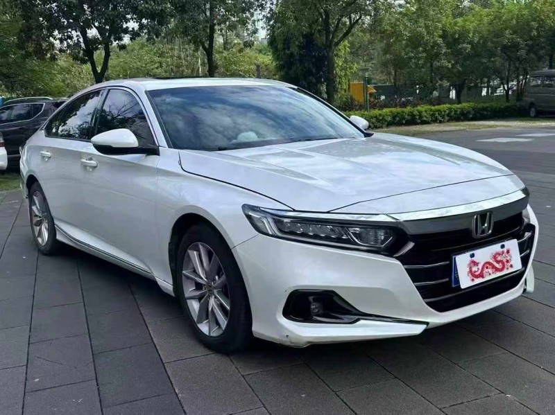 佛山22年本田雅阁2