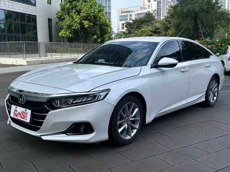 佛山22年本田雅阁3