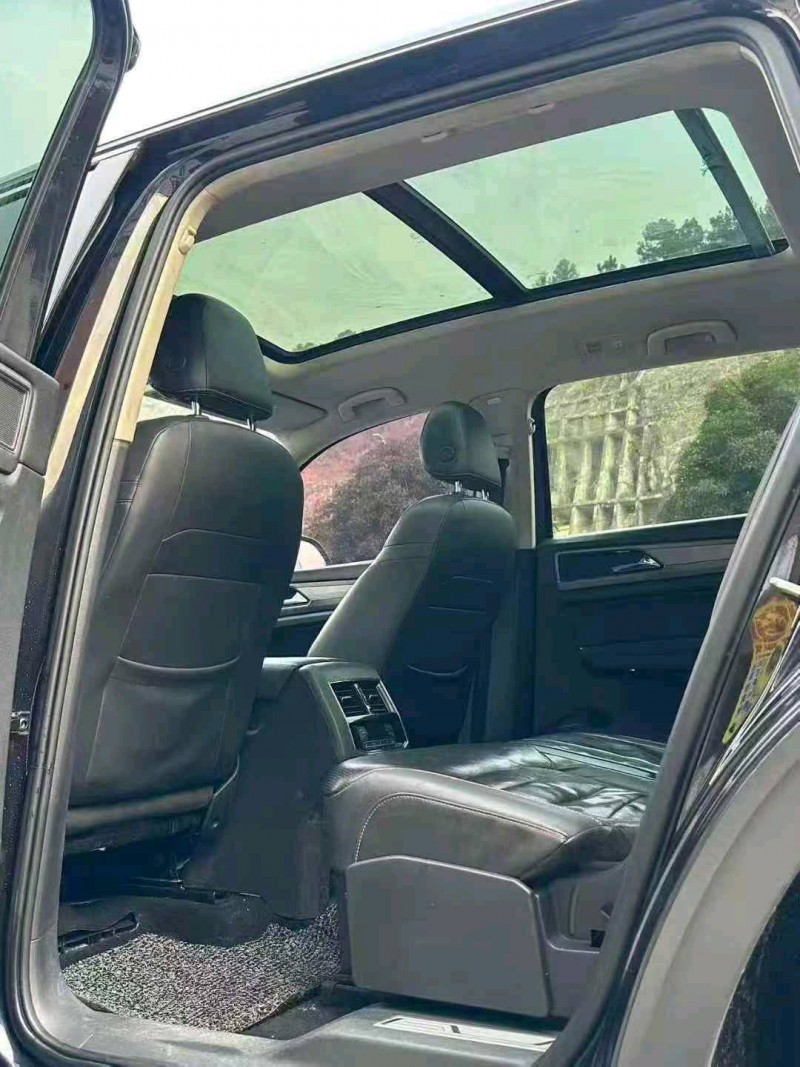 邵阳17年大众途昂3