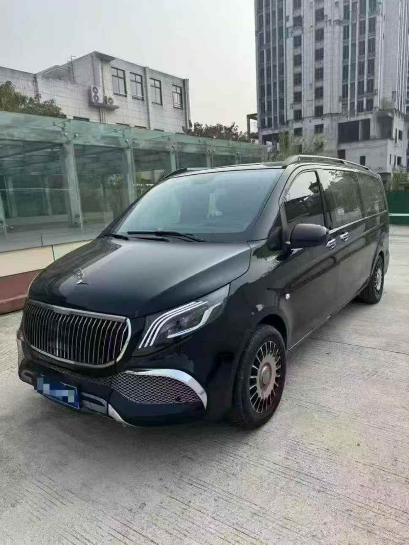 景德镇21年奔驰威霆2