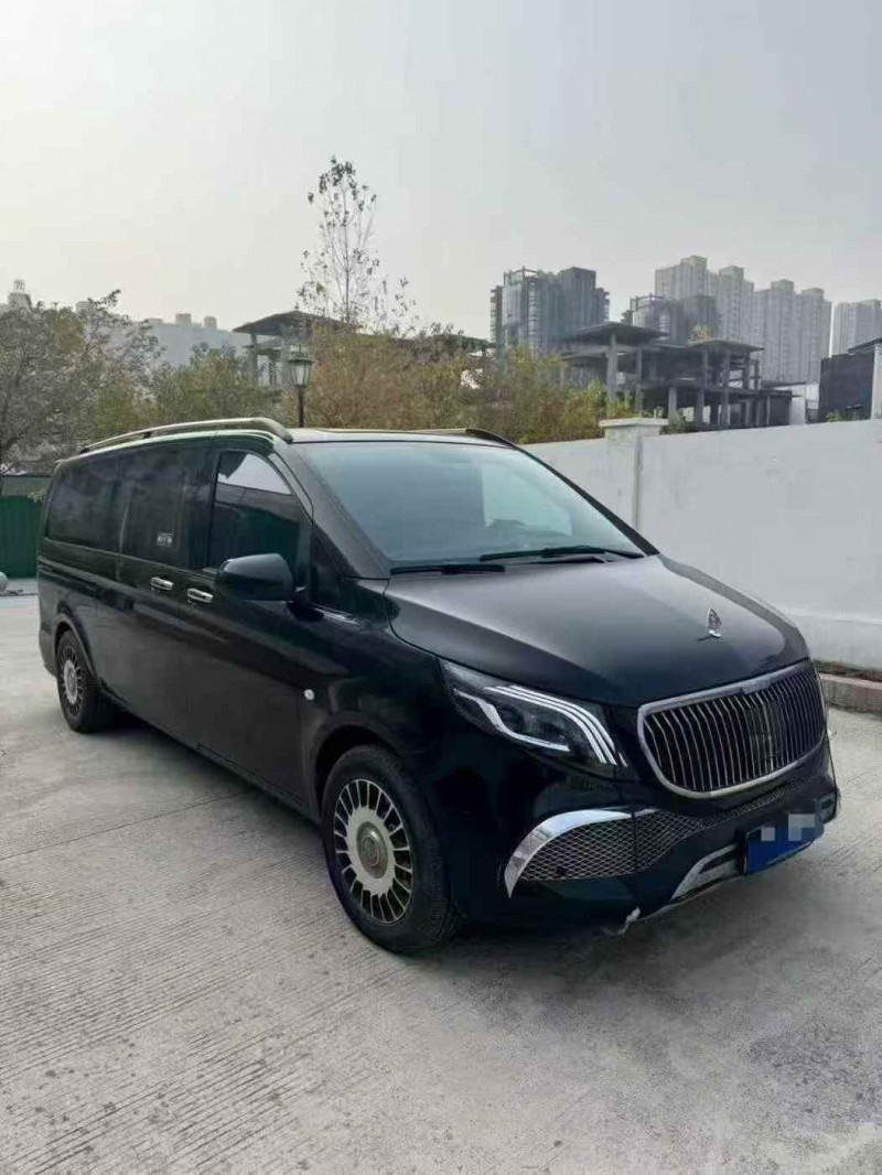 景德镇21年奔驰威霆3