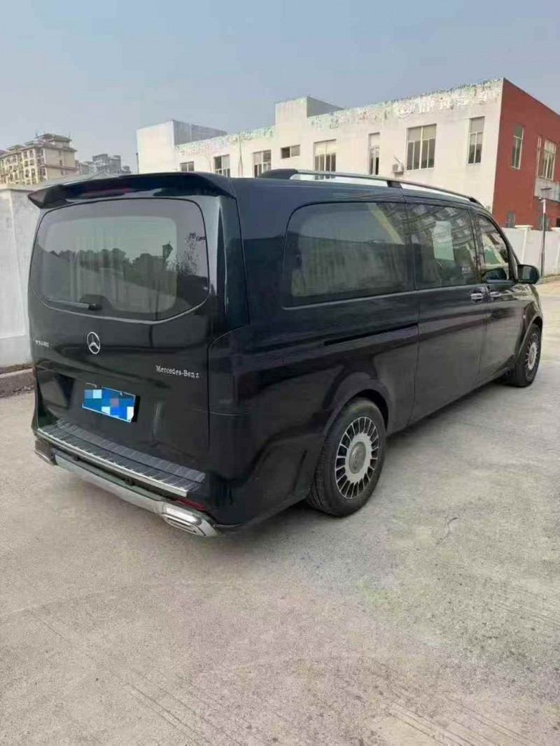 景德镇21年奔驰威霆7