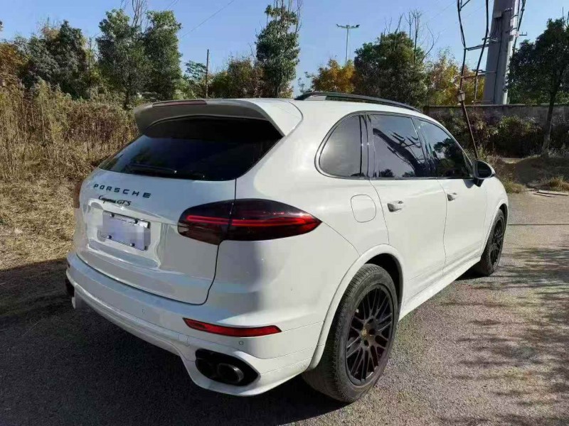 孝感16年保时捷卡宴7