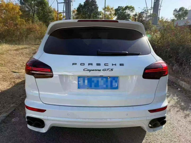 孝感16年保时捷卡宴9