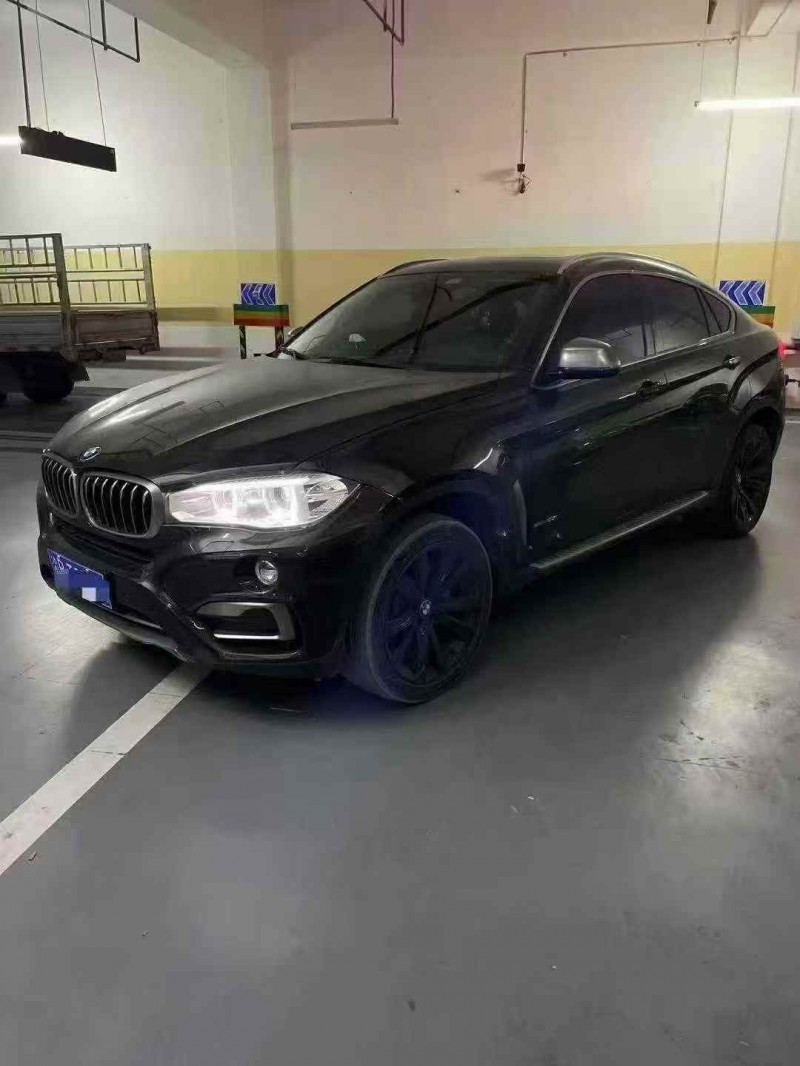 重庆18年宝马X63