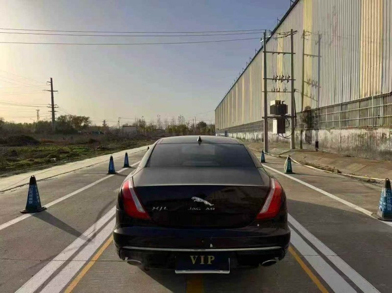 菏泽17年捷豹XJL7