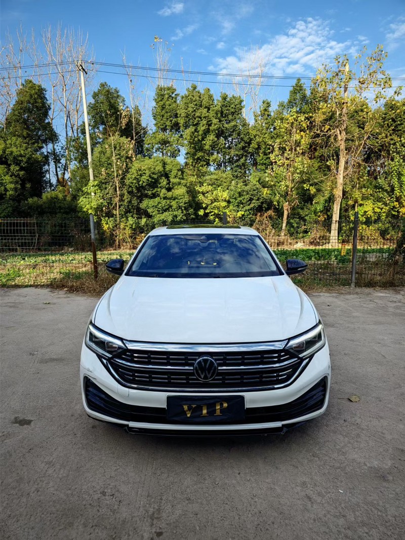 绍兴24年大众速腾1