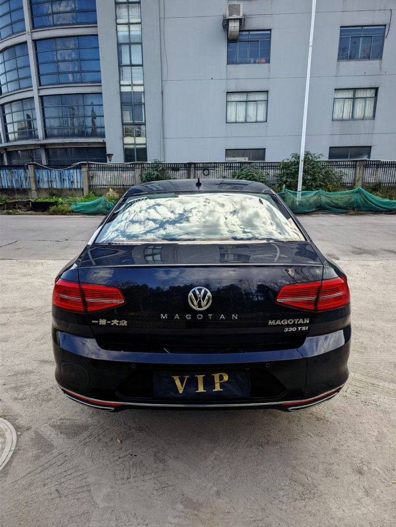 绍兴19年大众迈腾5