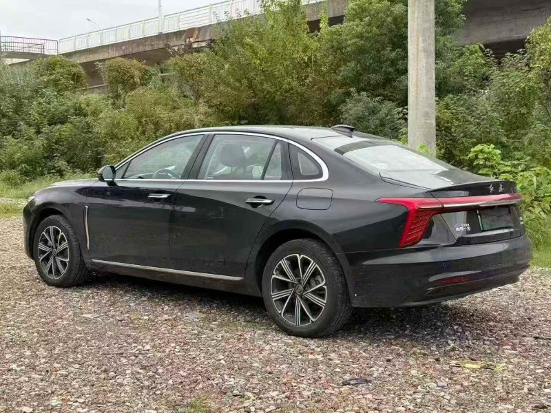 衡阳25年红旗H57