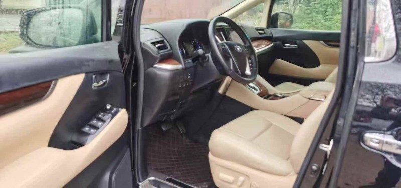 衡阳21年丰田埃尔法6