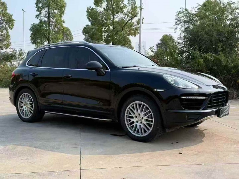 邵阳15年保时捷卡宴2