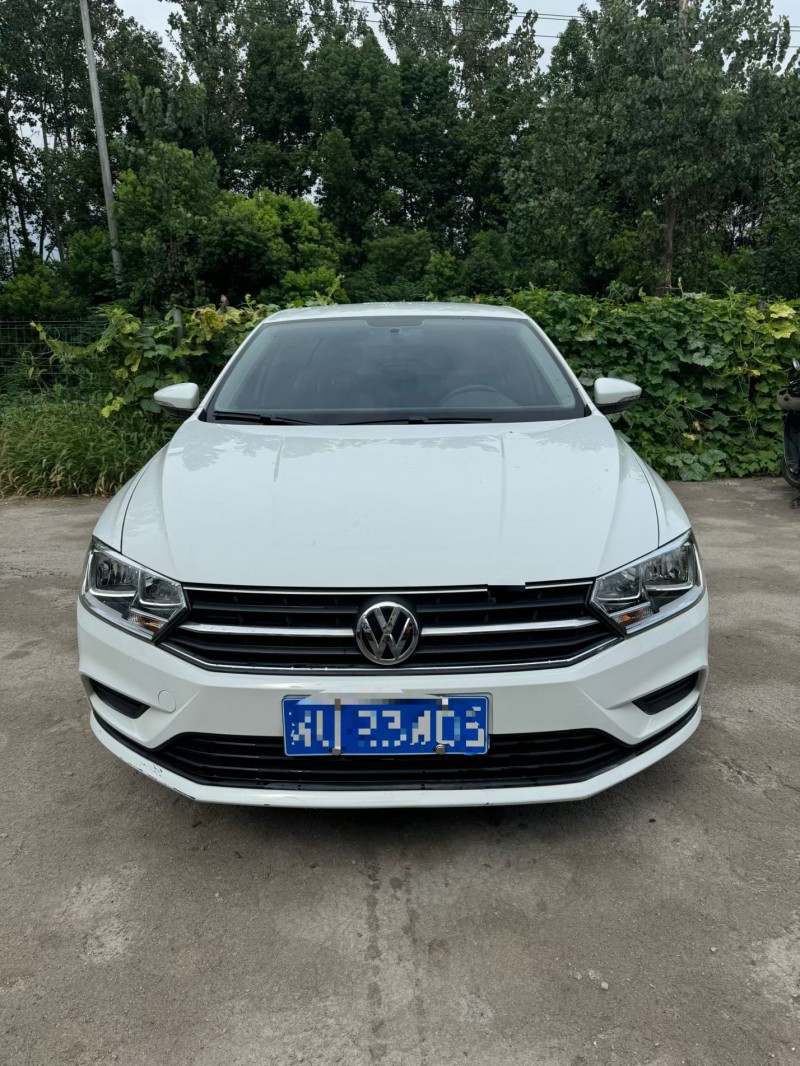 绍兴23年大众宝来1