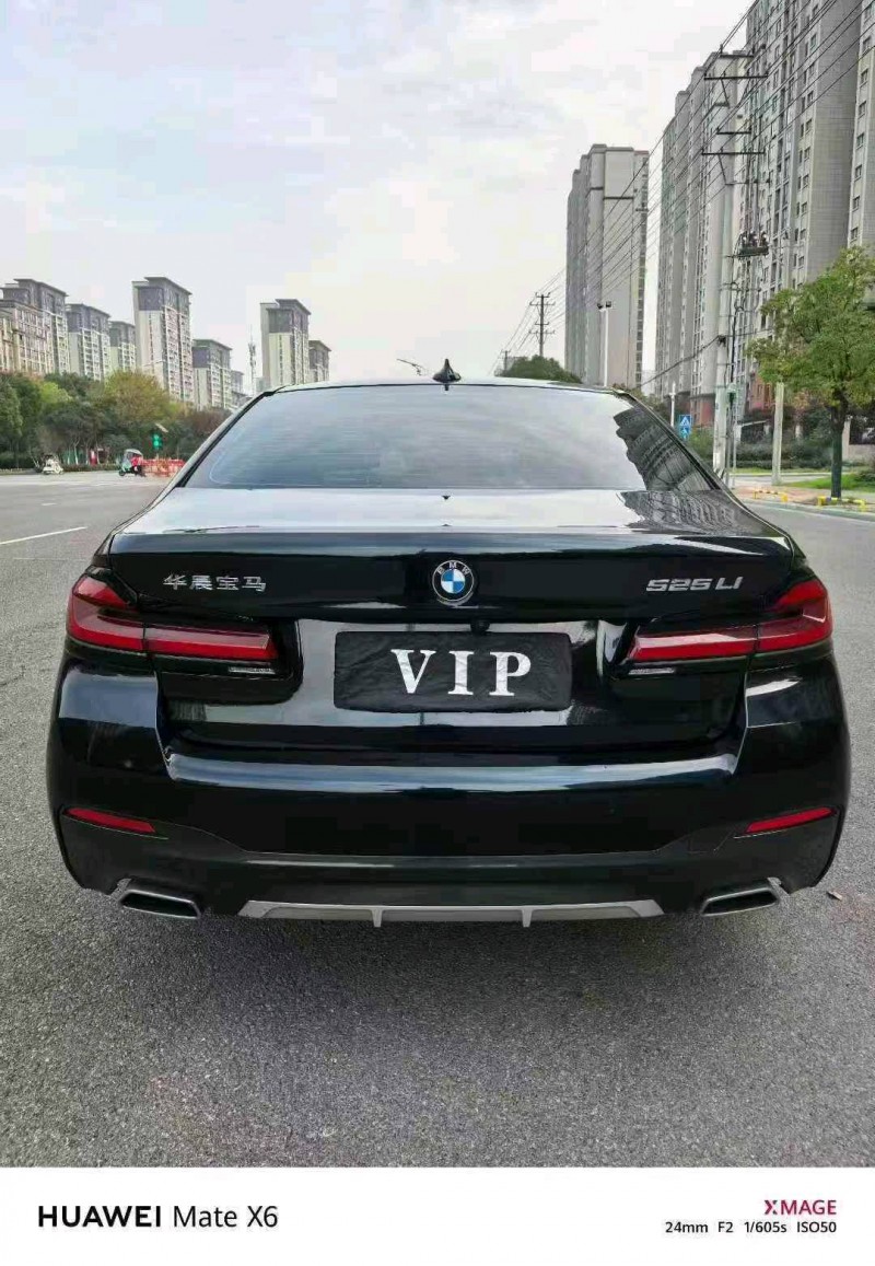 淮北22年宝马5系9