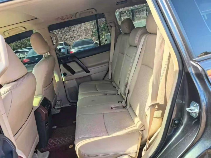 宝鸡19年丰田普拉多5