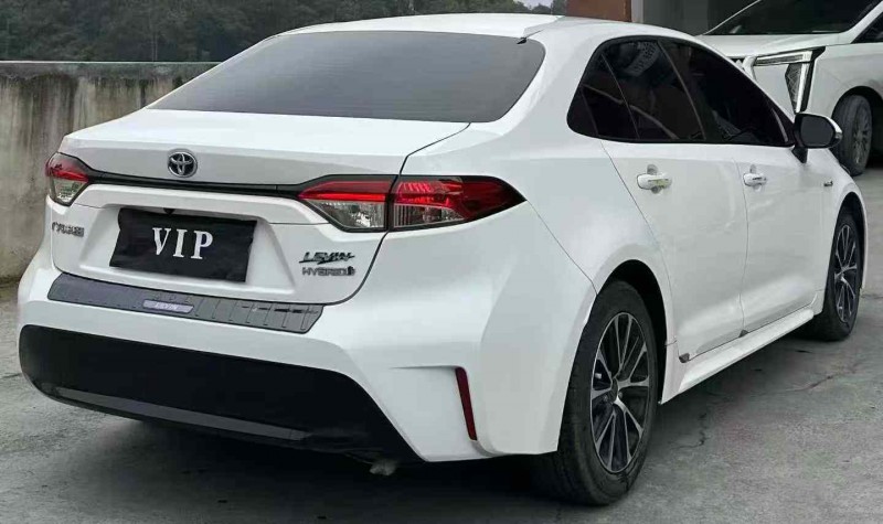 安顺23年丰田雷凌9