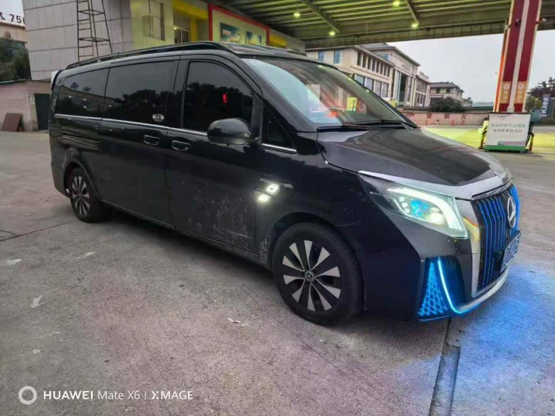 湘潭23年奔驰威霆2