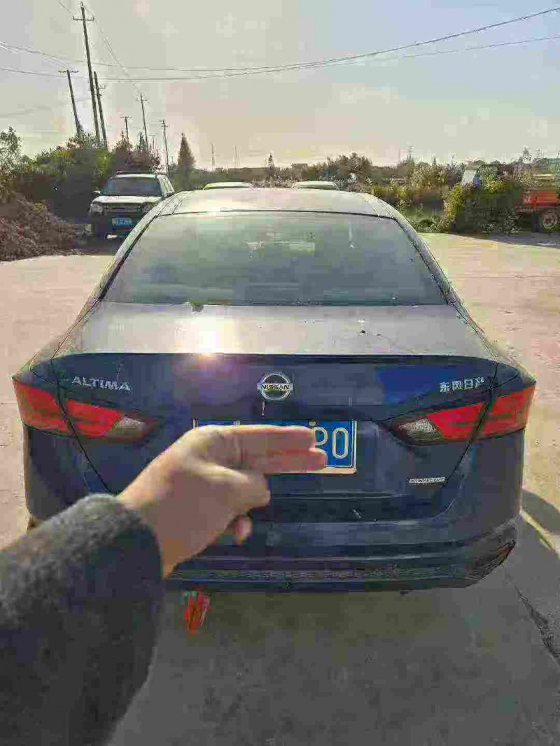 无锡20年日产天籁9