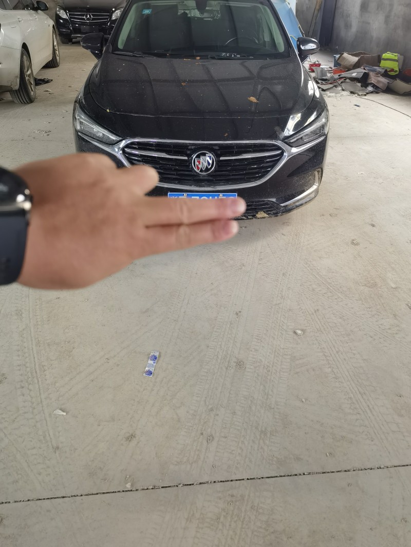 枣庄20年别克君越1