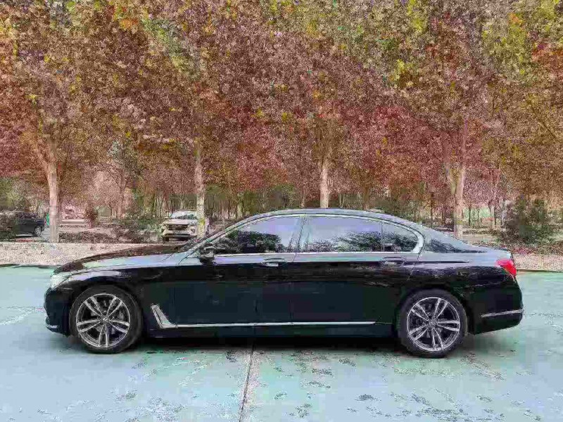 张家口17年宝马7系2