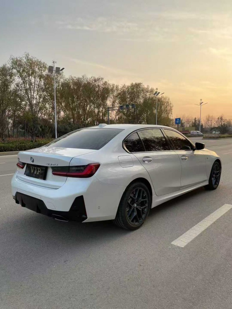 东营25年宝马3系7