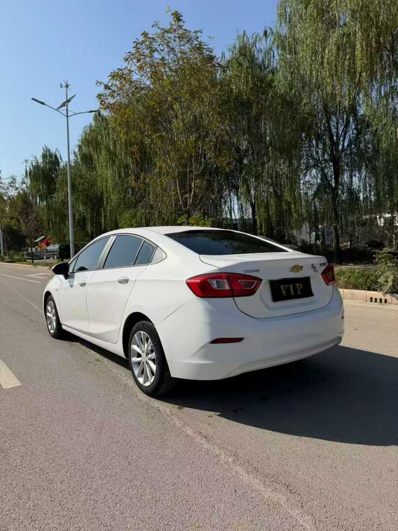 东营17年雪佛兰科鲁兹9