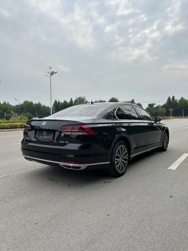 淄博20年大众辉昂8