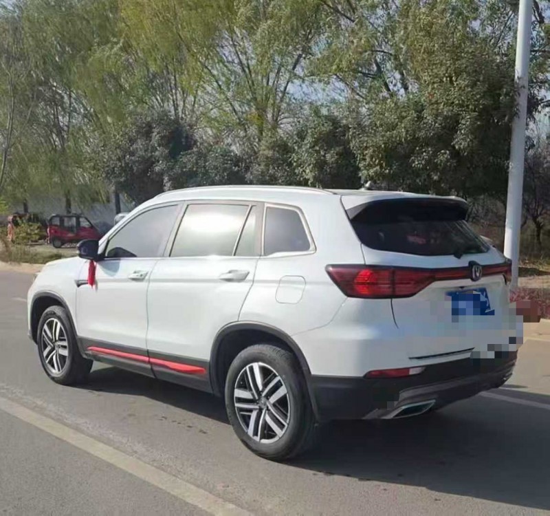 东营22年长安汽车CS758