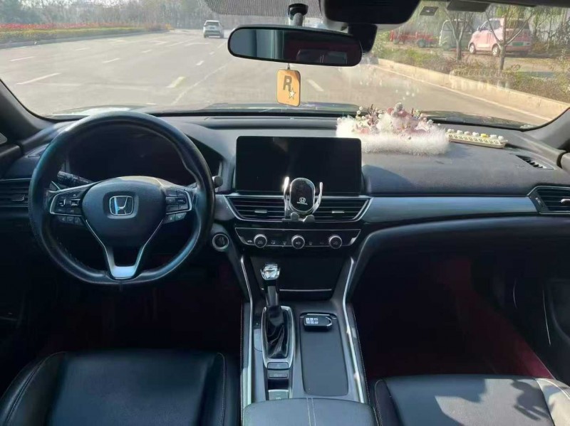 淄博22年本田雅阁5